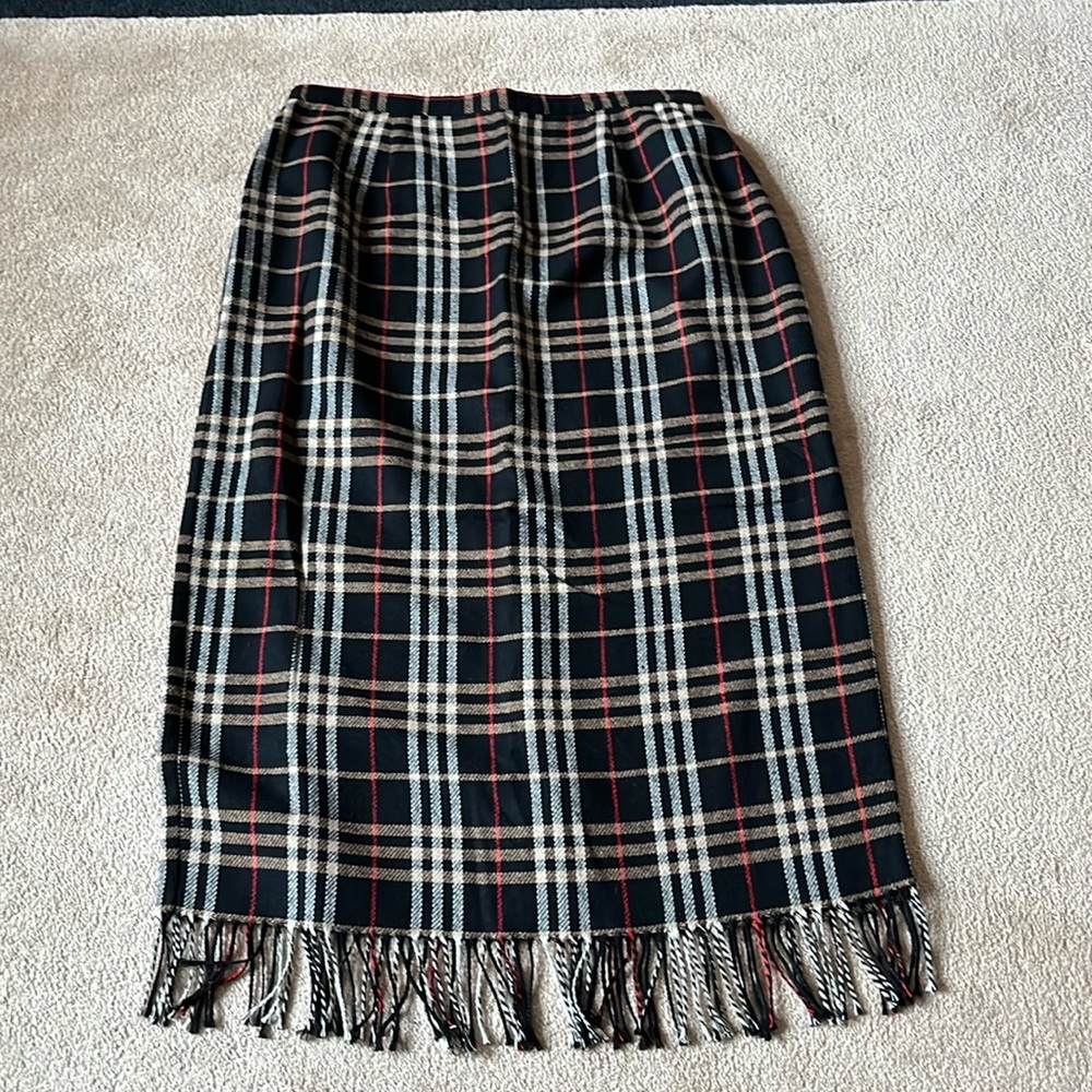 Buffalo check long skirt with fringes! Sz.18, zip back, elastic waist, half slit